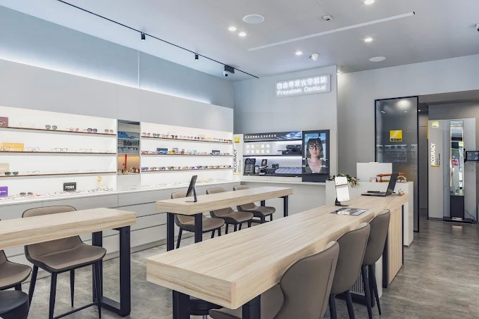 自由專業光學眼鏡 店家圖片02